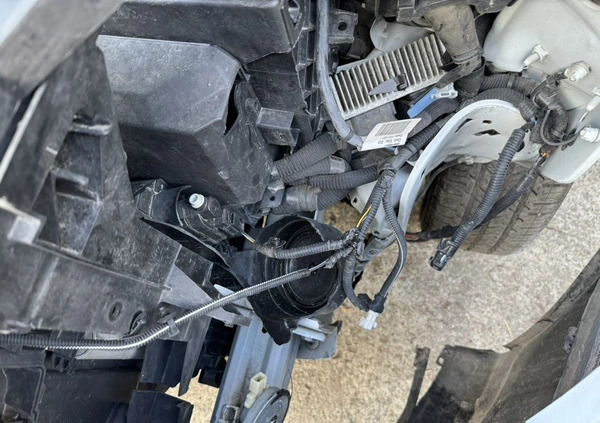 Renault Trafic cena 32900 przebieg: 107342, rok produkcji 2018 z Zduńska Wola małe 742